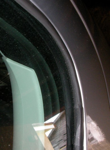 http://www.forum-peugeot.com/Forum/mesimages/21256/vitre ArrD.jpg